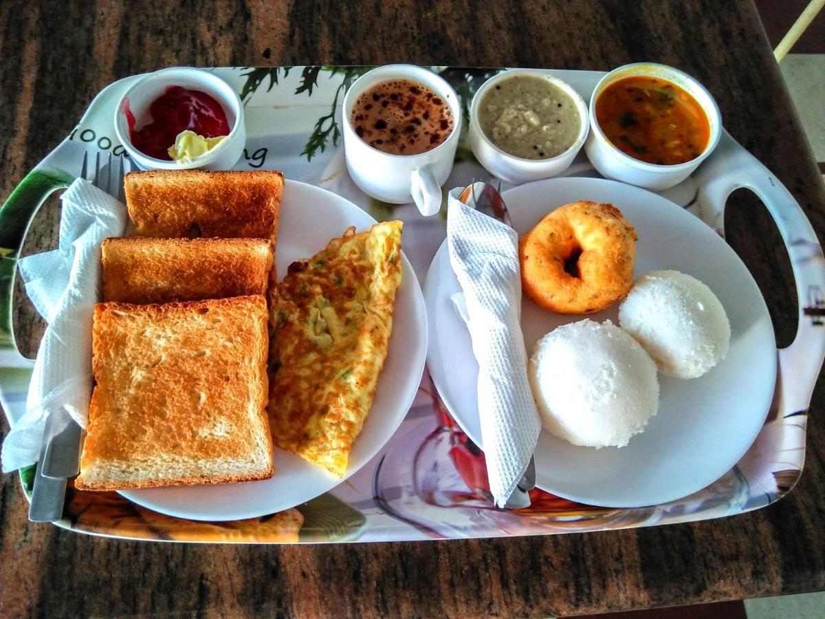 Fabhotel Roselle Inn Lucknow Buitenkant foto