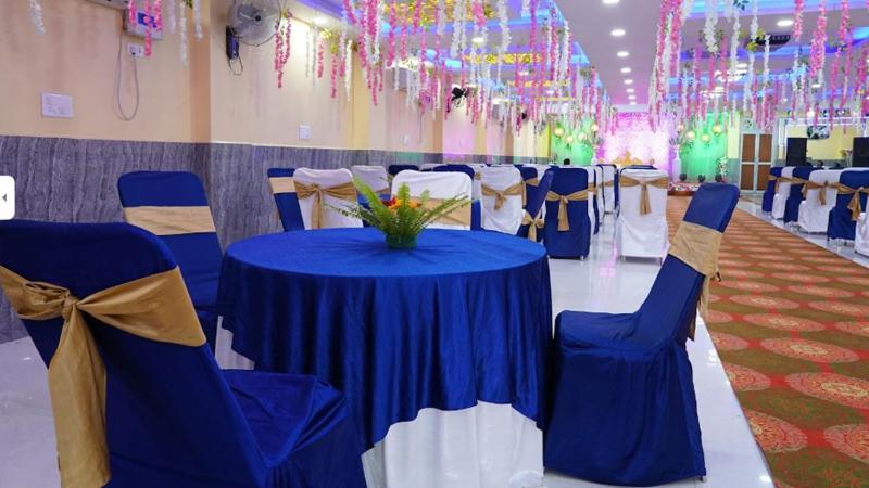 Fabhotel Roselle Inn Lucknow Buitenkant foto