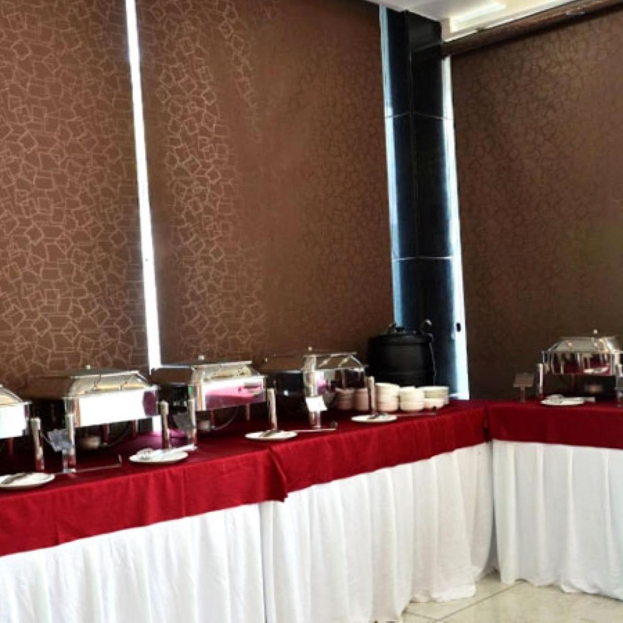 Fabhotel Roselle Inn Lucknow Buitenkant foto
